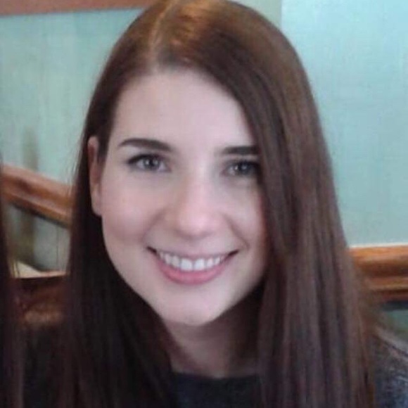 Meet your Posher, Christina - Picture 1 of 1